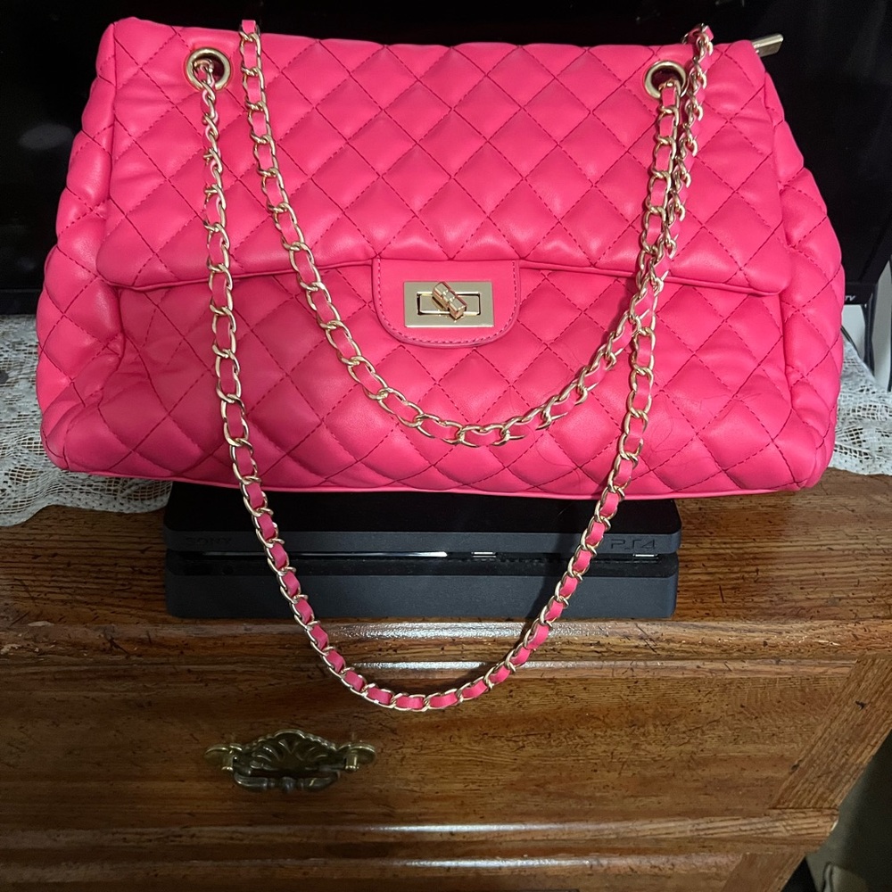 Chic Pink Quilted Chain Bag